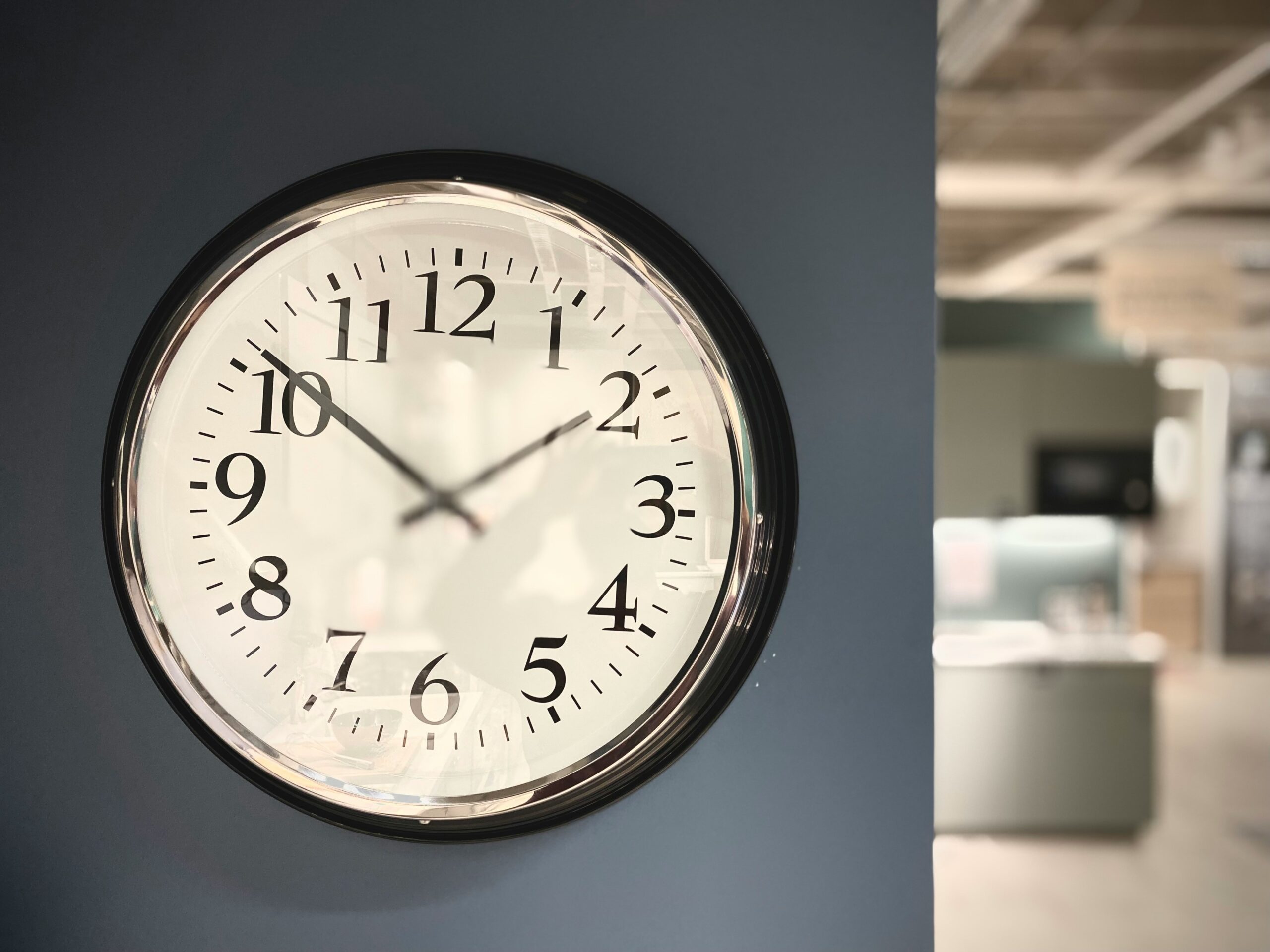 副業は何時間やれば稼げる？リアルな作業時間